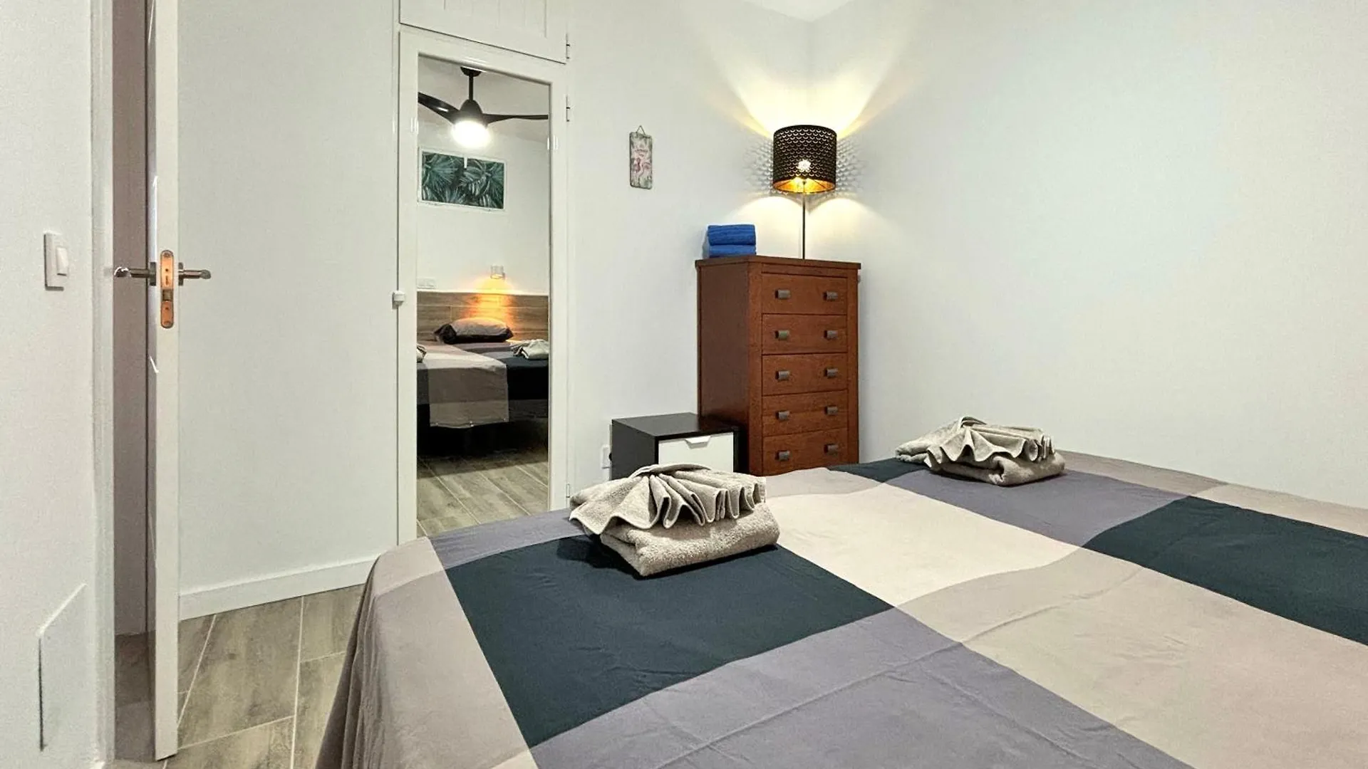 Cosy Pool View Apartment Tinache Playa del Ingles